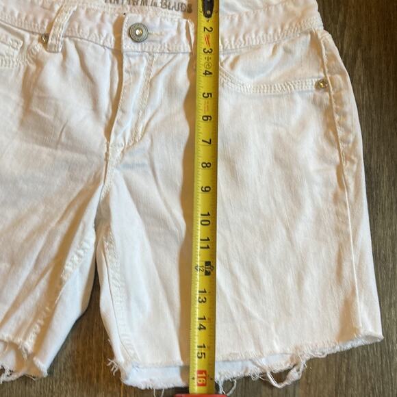 EUC White Denim Rhythm in Blues Sz 8 Distressed/Cutoff Look Shorts - Picture 5 of 11